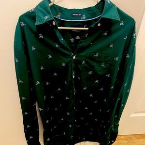 American Eagle Christmas Green ButtonDown with Little Blue Truck Size L